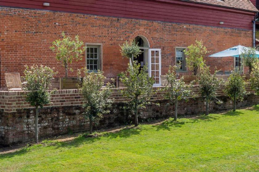 Belchamp Hall Stables Belchamp Otten Экстерьер фото