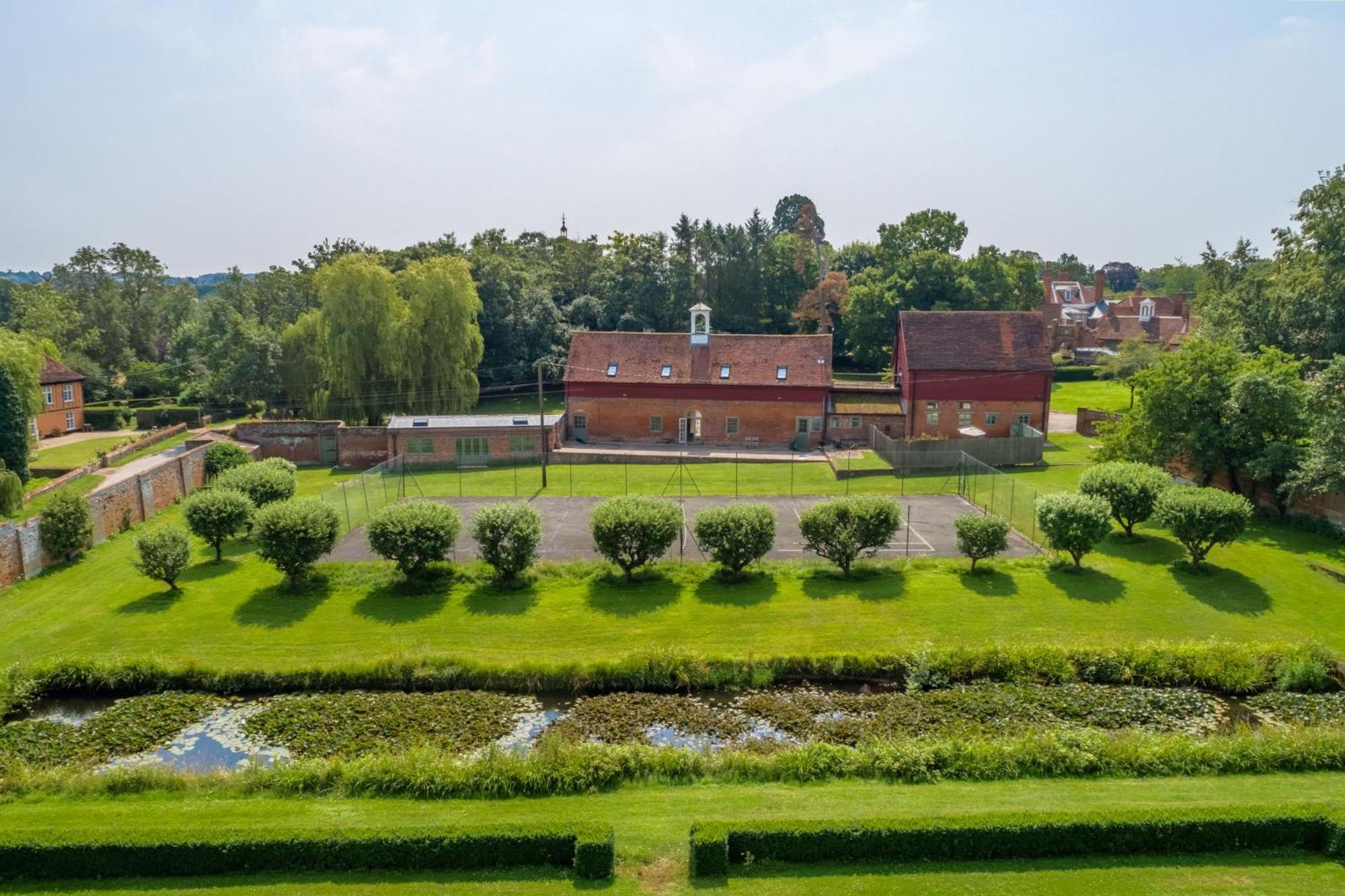 Belchamp Hall Stables Belchamp Otten Экстерьер фото